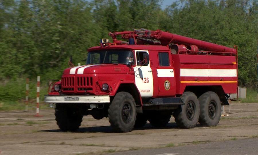 Лучшие водители-пожарные региона соревновались в мастерстве вождения