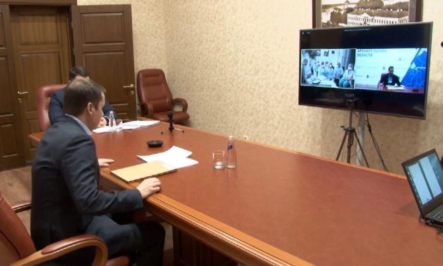 Александр Цыбульский по видеосвязи пообщался с Архангельской областной больницей