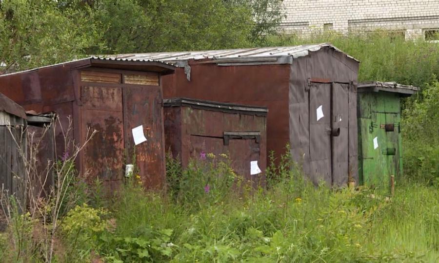 Жителей Майской горки в Архангельске просят убрать самовольно установленные гаражи