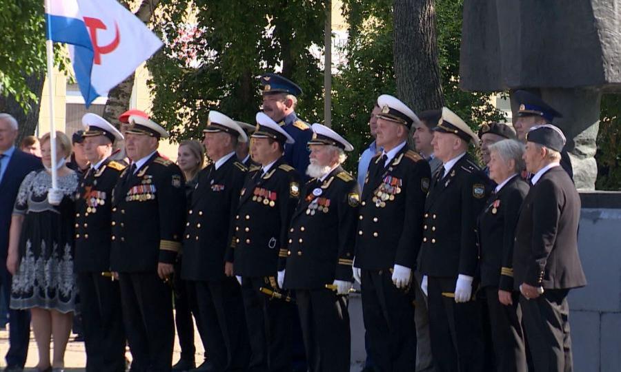В Архангельске отметили День Военно-морского флота