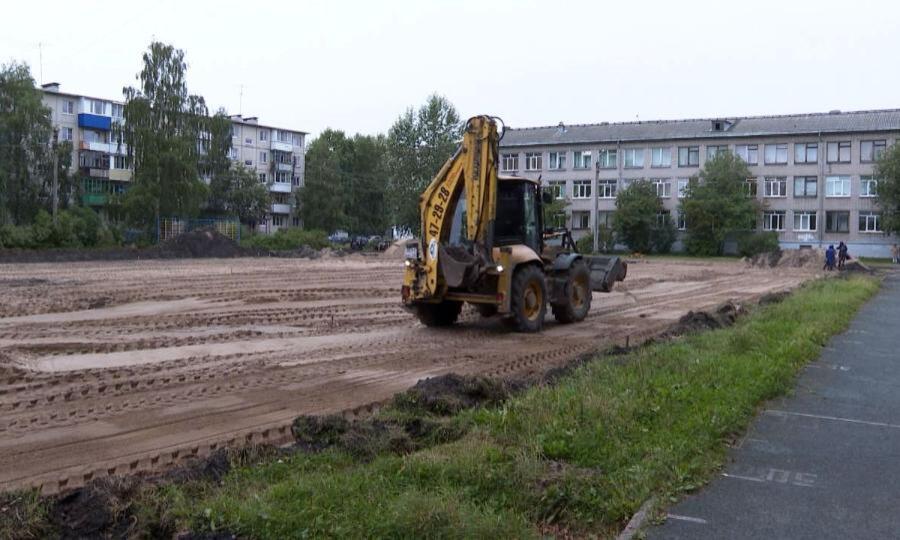 Капитальный ремонт стадиона у 17 школы Архангельска идёт с серьезным отставанием