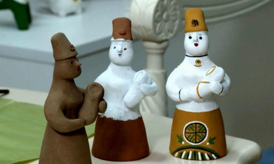 В Москве, в Совете Федерации открылась выставка Каргопольской глиняной игрушки