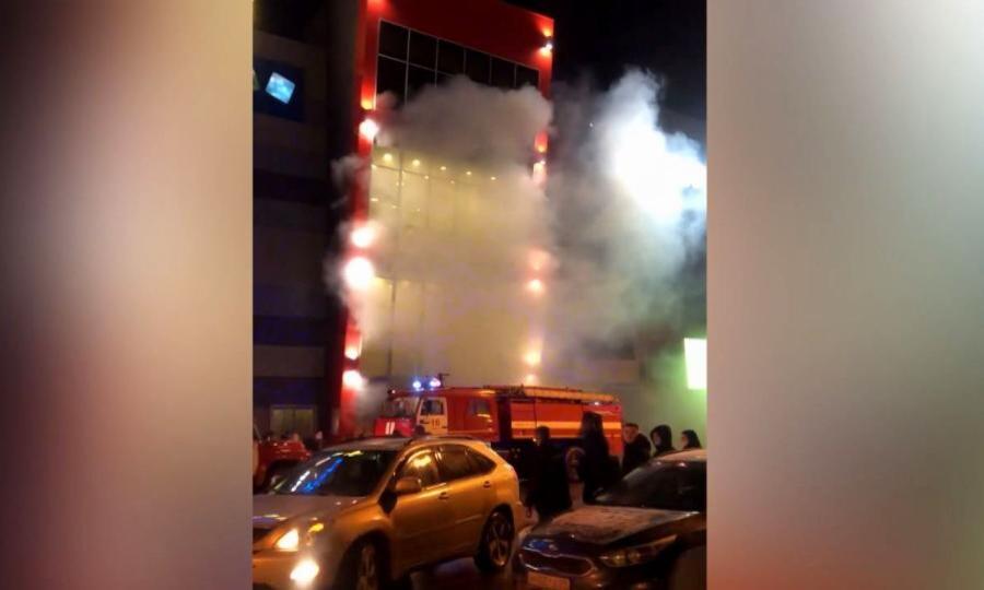 Накануне в Котласе горел крупнейший в городе торговый центр