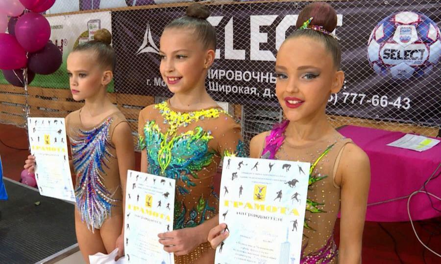 Более ста участниц собрал в Архангельске городской чемпионат по художественной гимнастике