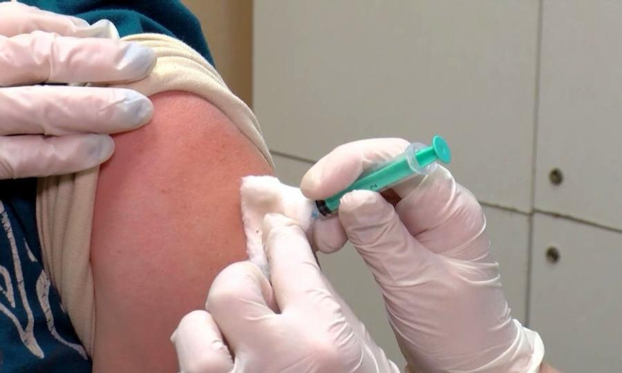 В Котласе началась вакцинация от коронавируса