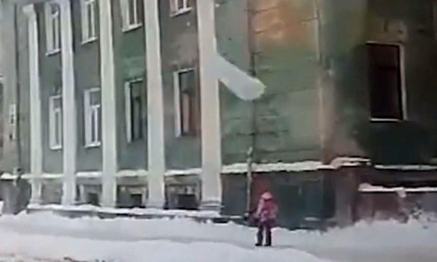 Прокуратура региона проверит, как убирают снег в Северодвинске