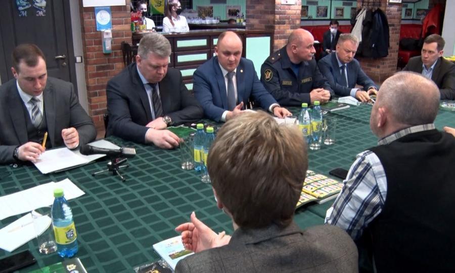 В Архангельске состоялось первое заседание возрожденного Попечительского совета хоккейного клуба «Водник»