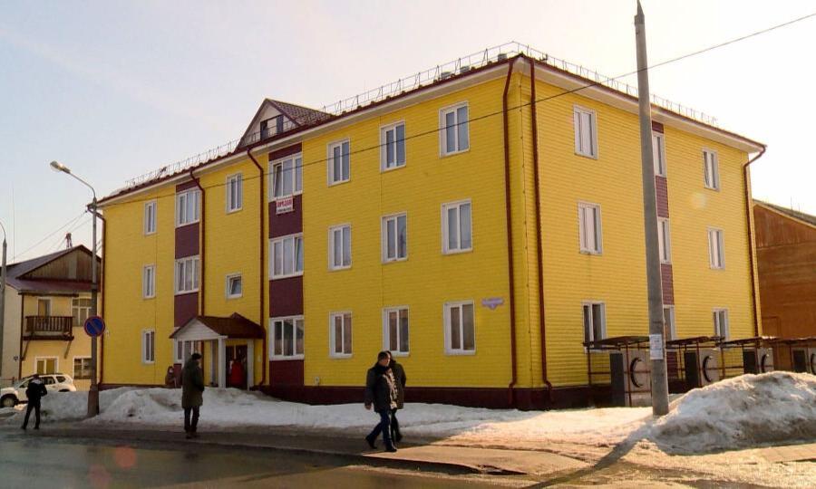 Жильцы социального дома в Новодвинске через суд требуют отремонтировать фактически новое здание