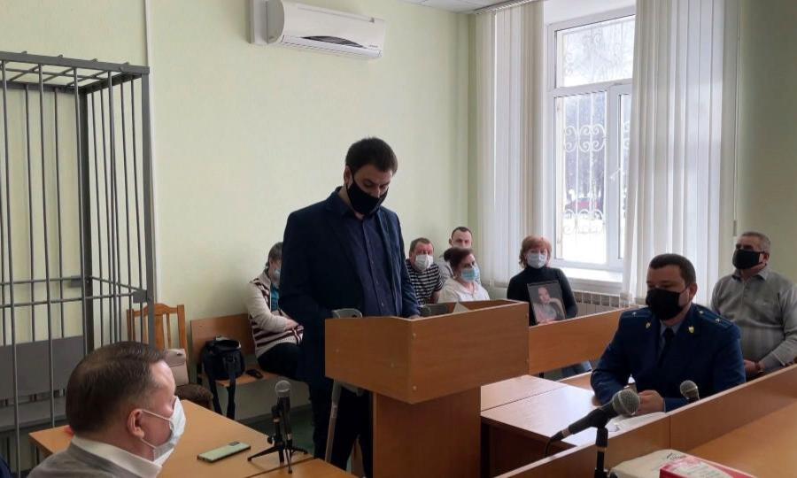 Сегодня в Котласе с последним словом выступил Никита Князькин, он обвиняется в ДТП, которое унесло жизни трех девушек