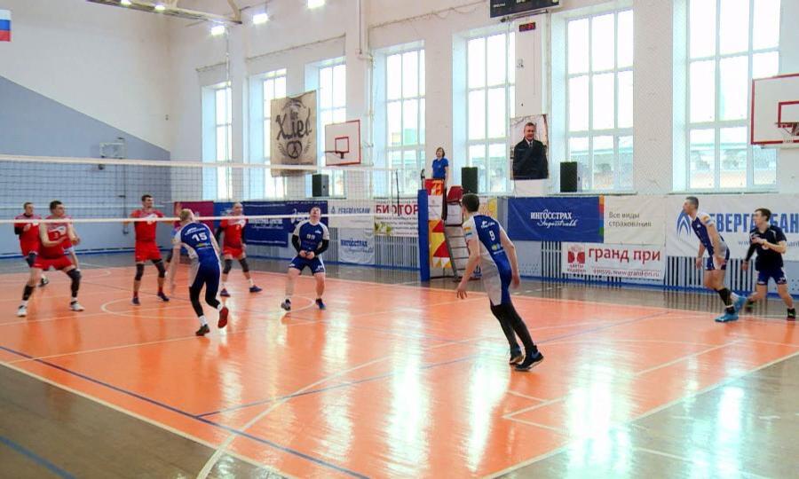В Архангельске состоялся турнир по волейболу памяти Юрия Медуницына