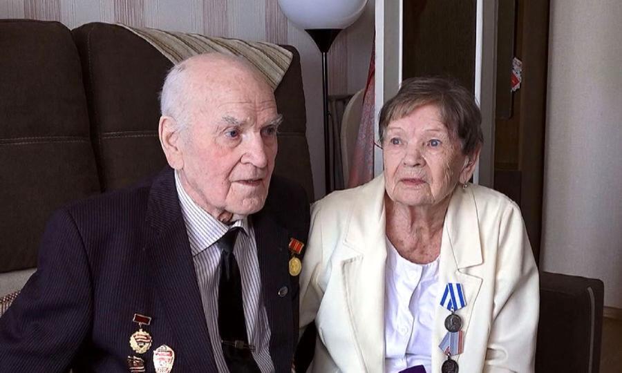 Семья из Северодвинска Владимир и Майя Громовы отпраздновали благодатную свадьбу, это 70 лет совместной жизни