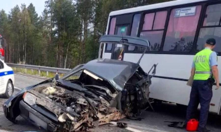 Серьезное ДТП произошло сегодня утром на Архангельском шоссе в районе деревни Шихирихи